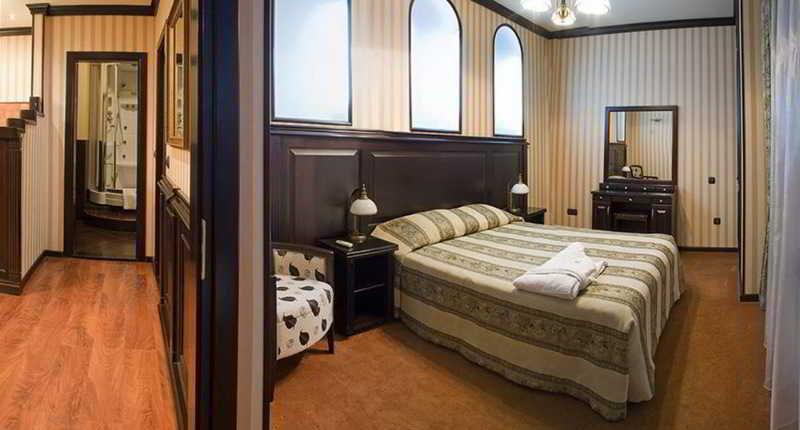 Attache Hotel Kiev Eksteriør bilde