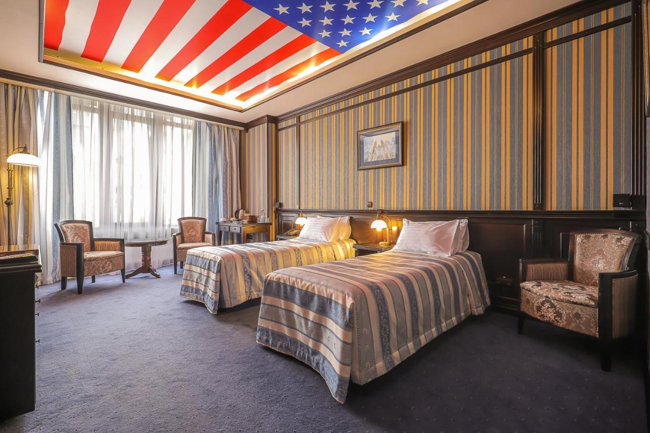 Attache Hotel Kiev Eksteriør bilde