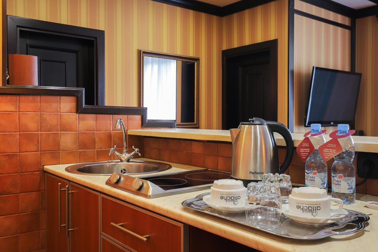 Attache Hotel Kiev Eksteriør bilde