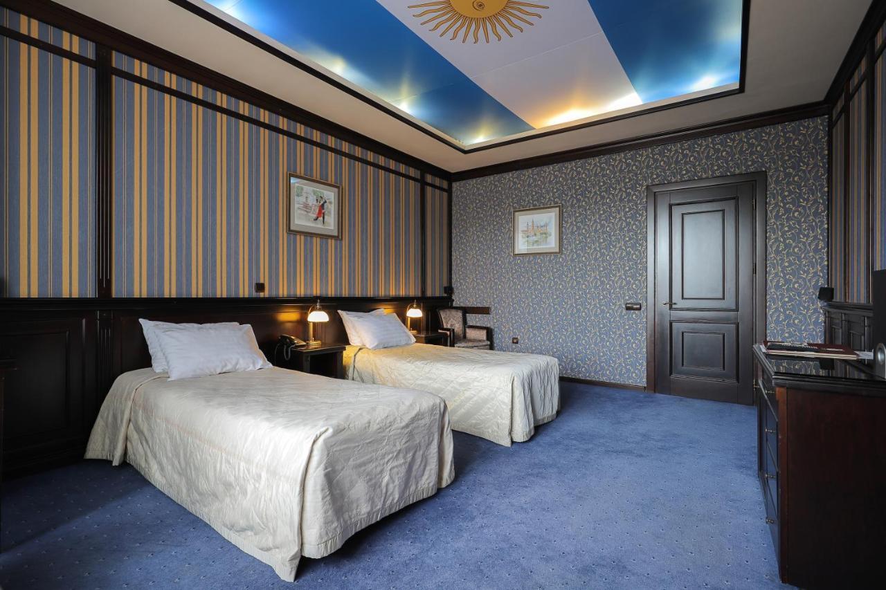 Attache Hotel Kiev Eksteriør bilde